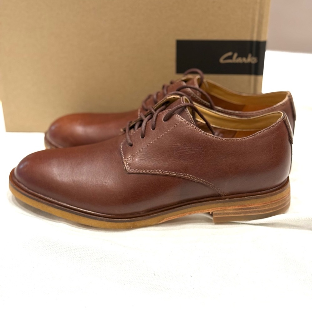 CLARK'S MENS CLARKDALE MOON SHOES COLOR  DARK TAN SIZE 7.5 ONLY
